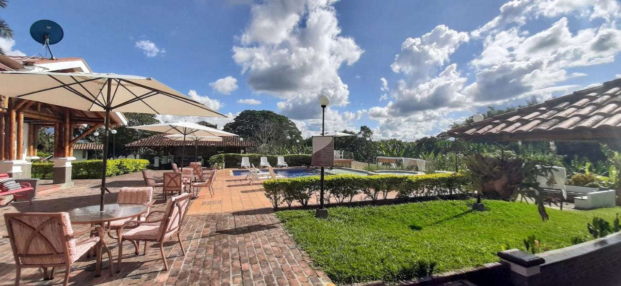 Finca Hotel Santana มอนเตเนโกร ภายนอก รูปภาพ