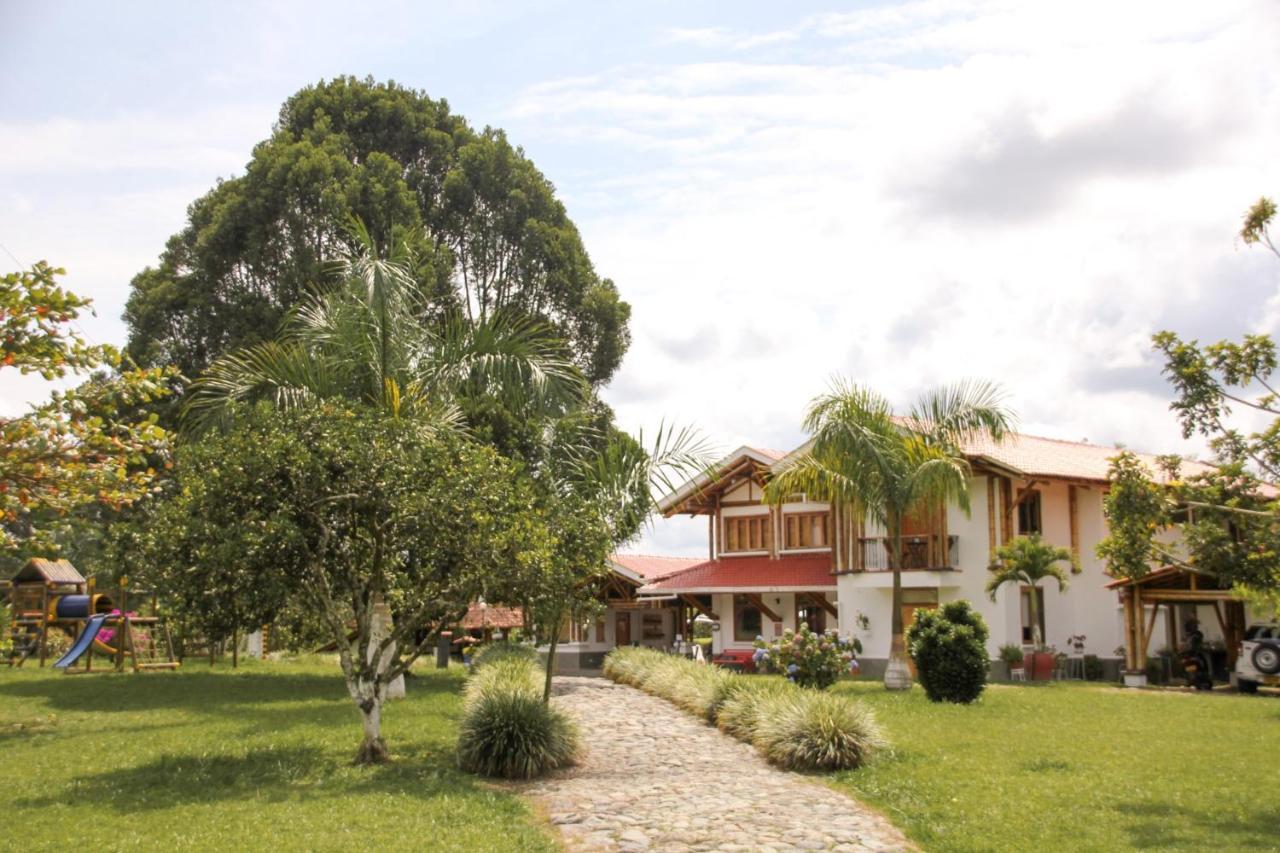 Finca Hotel Santana มอนเตเนโกร ภายนอก รูปภาพ