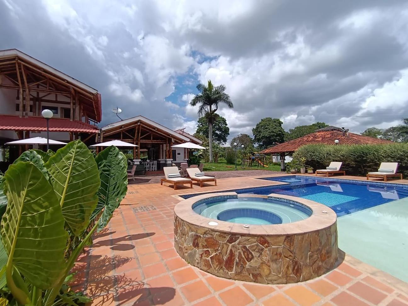 Finca Hotel Santana มอนเตเนโกร ภายนอก รูปภาพ
